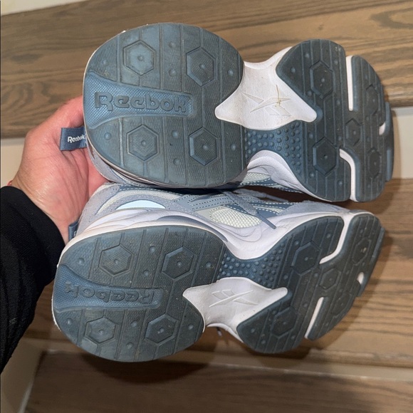 Reebok Gray Chunky Sneakers Athletic Style unisex - Picture 9 of 9